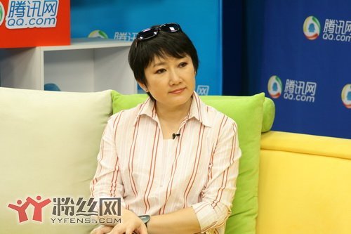 成方圆的丈夫是谁 成方圆第一任丈夫