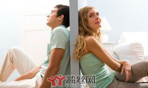 喜欢你的男生你提出分手后把你删了是想要你加他吗 一个喜欢你的男生把你删了什么感觉