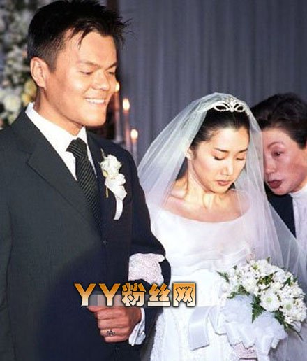 朴振英在韩国地位是JYP社长 朴振英老婆徐尹静照片俩人有孩子吗
