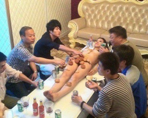 莫露露未经处理雅照 莫露露当场宽衣哺乳