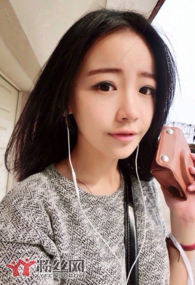 网络红人张依依扒皮 网红张依依最新照片