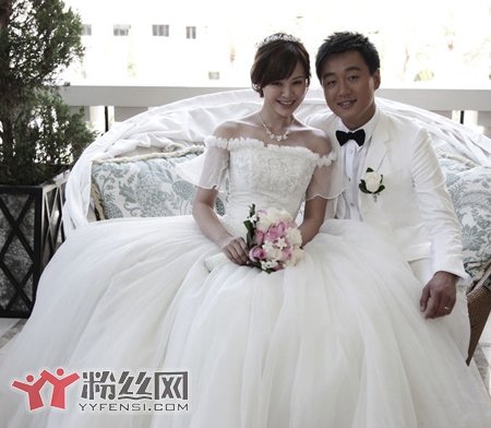 关悦是佟大为的妻子 佟大为关悦婚礼伴娘/嘉宾