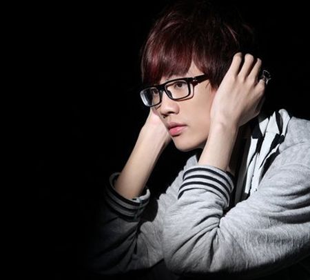 许嵩的女朋友怎么死的 许嵩的女朋友安琪资料