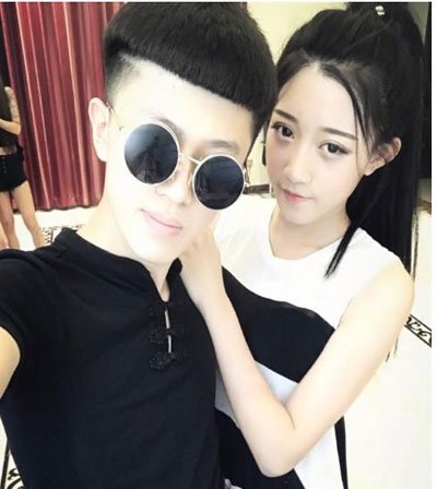快手小伊伊被谁睡过 牌牌琦和小伊伊睡过吗