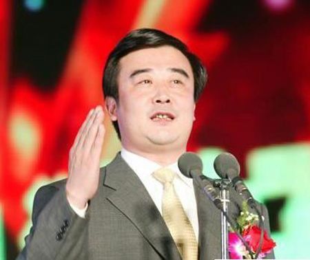 方琼老公杨阳多大了 方琼现任老公杨阳资料
