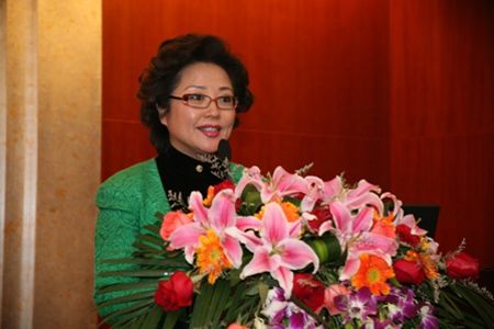 主持人余声个人资料和老公是谁