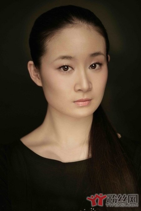 王亚彬的父亲母亲是谁 王亚彬是谁的女儿