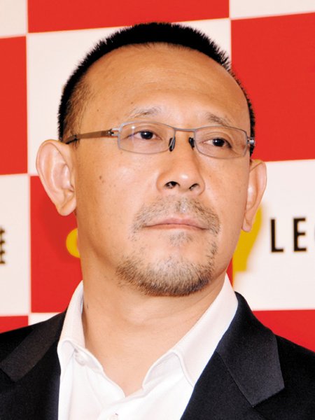 演员姜文去世追悼会真相 姜文无辜躺枪被去世