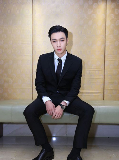 张艺兴原名 张亮原名 吴亦凡原名，明星原名揭秘