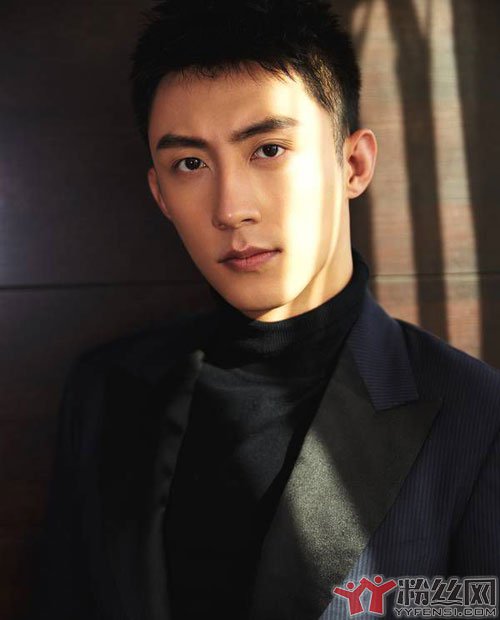 黄景瑜现任女朋友是谁 真的会想将来会是怎样一个幸运的女孩被他爱上