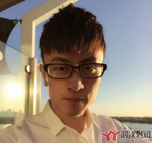 富二代秦奋的父亲到底是谁 车轮子就能在三线城市买几套房了