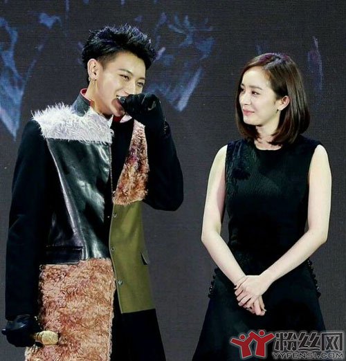 黄子韬和杨幂什么关系 每次都感觉在幂跟前好乖好娇羞的样子