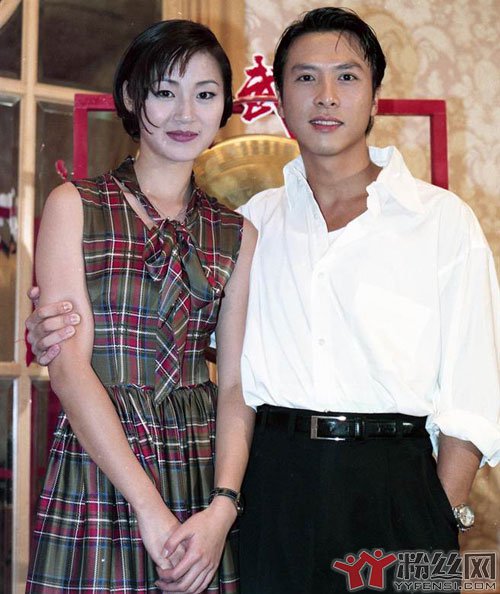 万绮雯和甄子丹结过婚打架 甄子丹第三任娘家太有钱其他两个娘家都不行