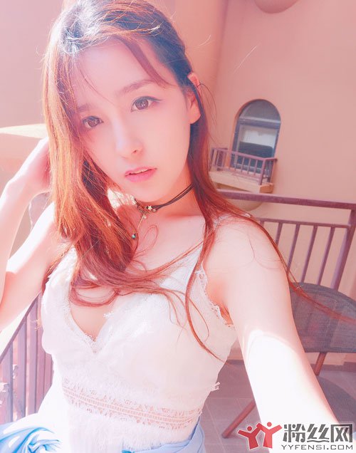 rita小雨桑解说大尺度穿丝袜视频事件 小雨桑被潜图片真的有吗
