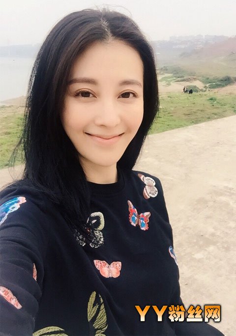 我看你有戏刘雨鑫个人资料 重庆美女演员刘雨鑫老公是