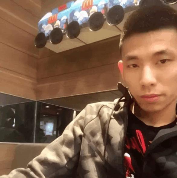 又一DNF神壕加入斗鱼 在游戏中狂砸数十万上百万